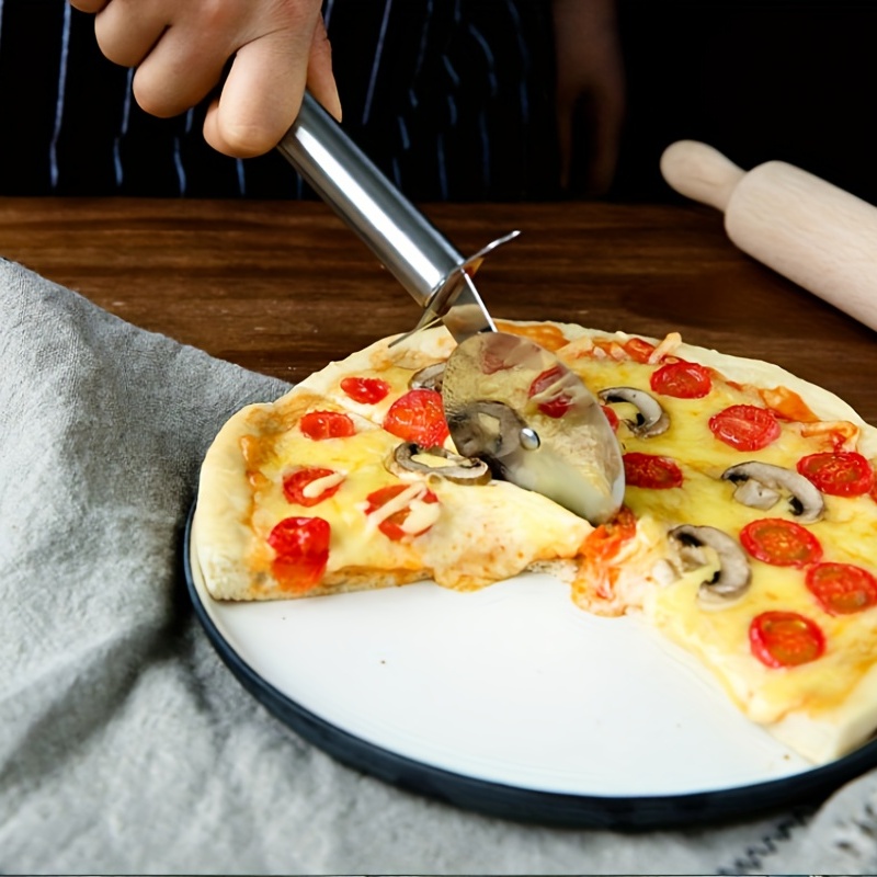 New High Quality Expandable Stainless Steel Dough Cutter Pizza