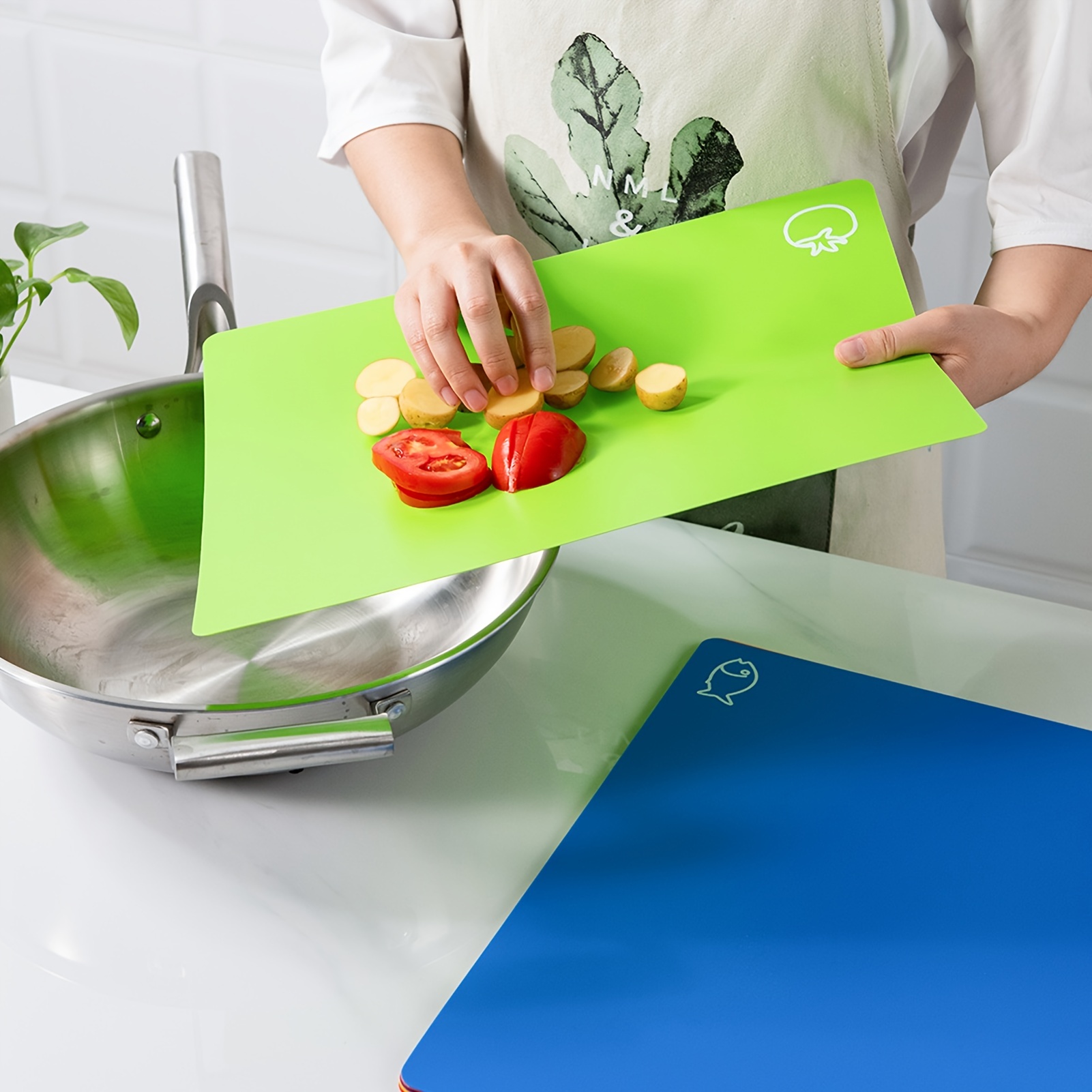 Plastic Cutting Board, Extra Thick Flexible Cutting Mat For Cooking,  Non-slip Chopping Board With Colored Food Icons, Easy-grip Handles,  Dishwasher Safe, Kitchen Gadgets - Temu Netherlands