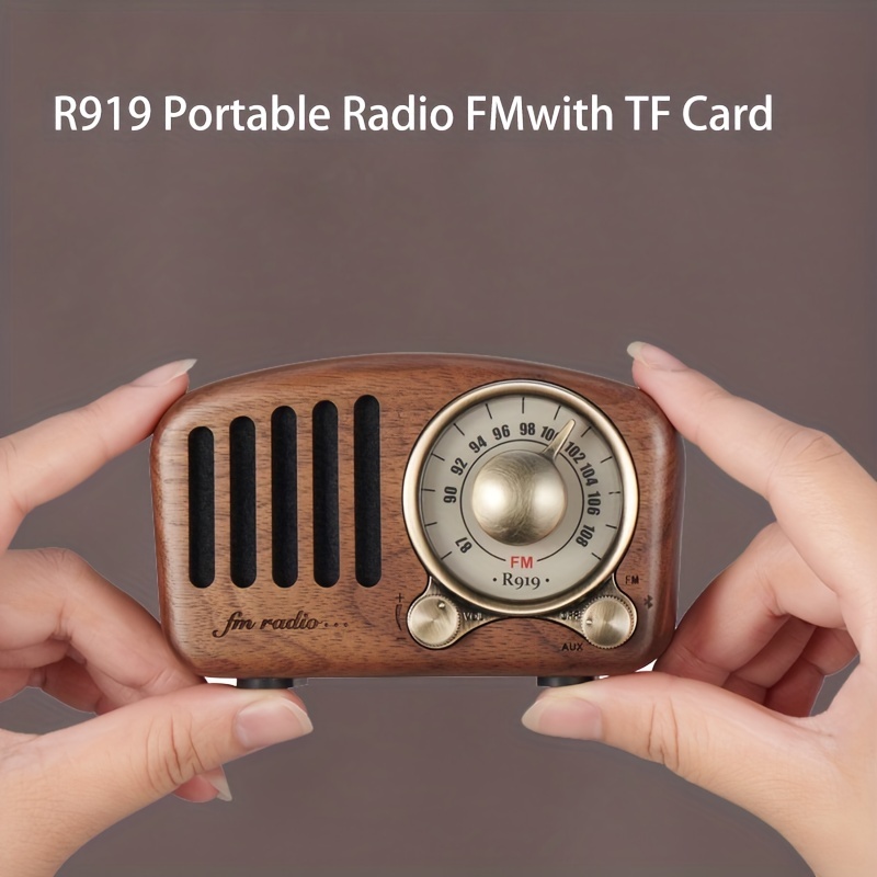 Vintage Radio Retro Bluetooth Speaker- Greadio Walnut Wooden FM Radio with  Old Fashioned Classic Style, Strong Bass Enhancement, Loud Volume