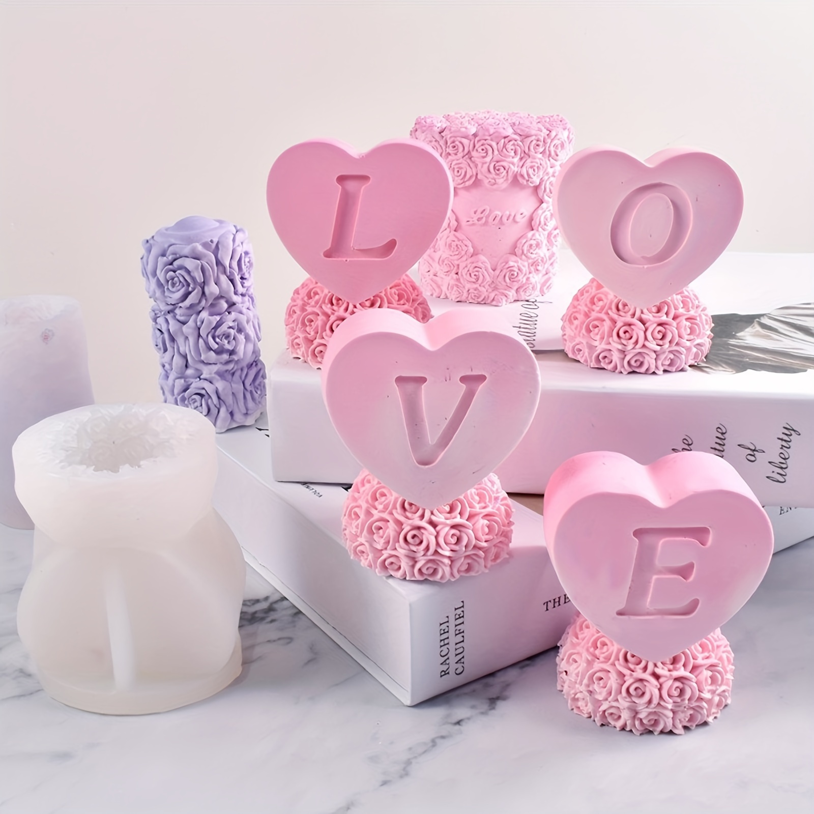 1pc Valentine's Day Double-handed Silicone Candle Mold Home Relief Heart  Soap Mold Expanding Aroma Gypsum Ornaments