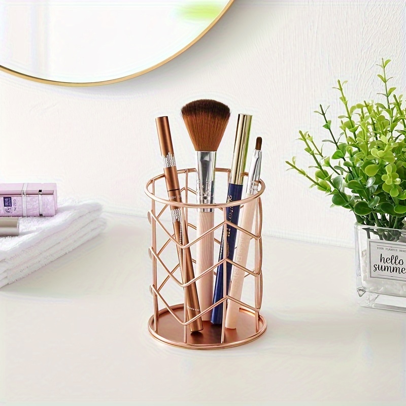 KUWAI Wall Mounted Paint Brush Holder, Detachable Wooden 67 Holes  Paintbrush Holder, Paintbrush Holder Stand, Paint Brush Organizer for  Makeup and