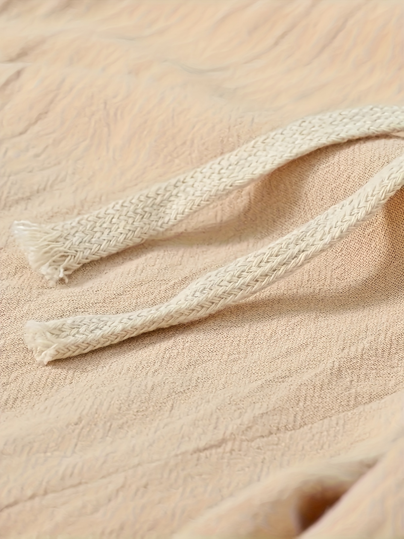 Chic Design Men's Solid Knee Long Shorts With Drawstring And Pockets, Casual And Trendy Comfy Shorts For Summer Daily And Beach Leisurewear