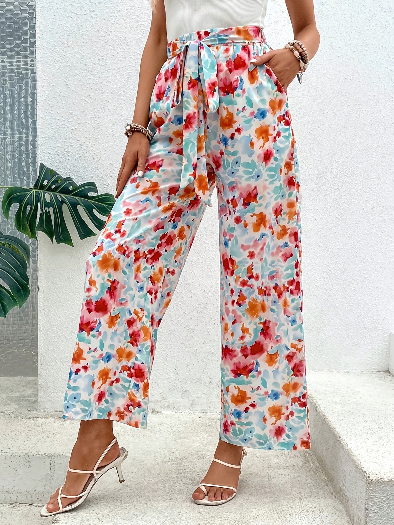 Pantalones anchos floreados online de mujer