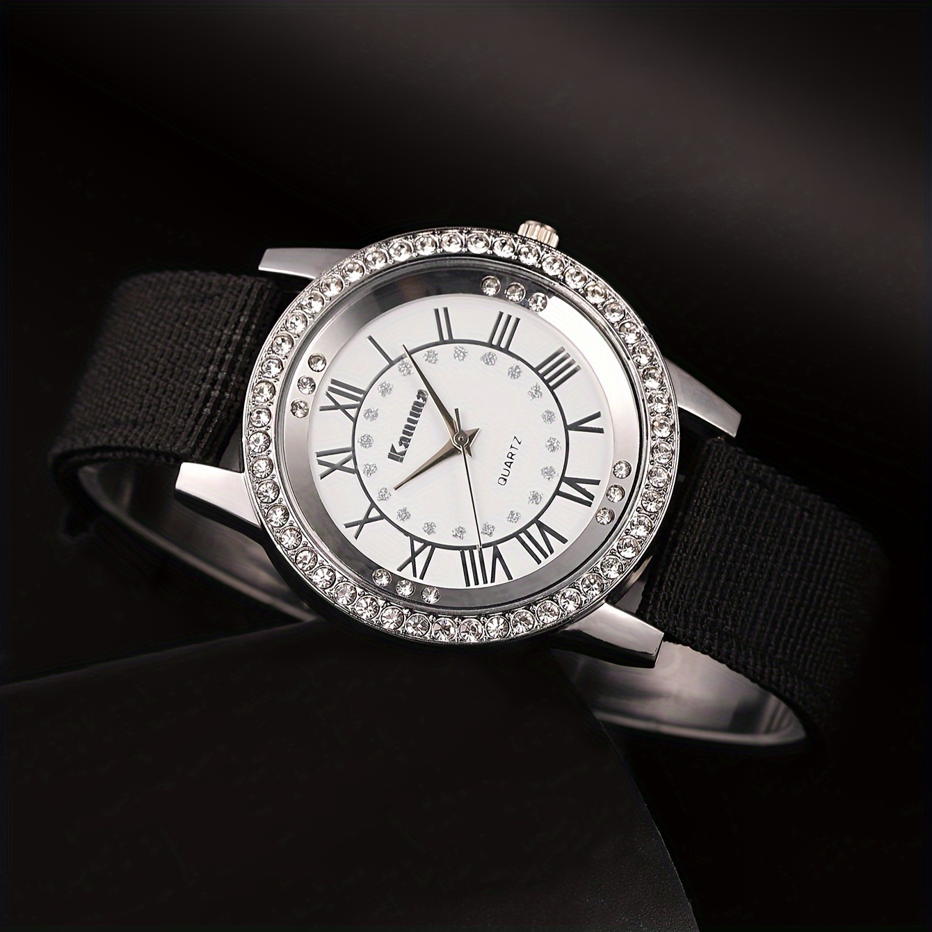 Kanima quartz watch online price