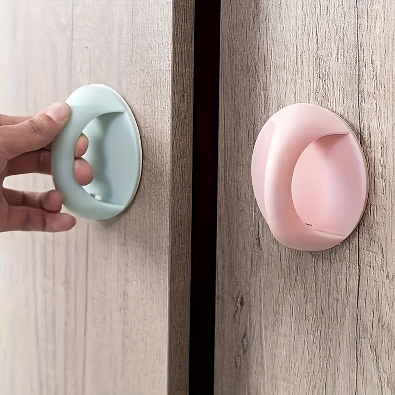 1pc Modern Toilet Lid Lifter with Ergonomic Lever Mechanism - Space-Saving Hygienic Lift System for Doors, Windows, Cupboards, Refrigerators - Toilet Seat raiser, Easy Installation (No Drilling Required) - Compatible with Modern Bathrooms & Multi-Room Use - Compact & Durable Design - Smooth Operation & Long-Lasting - Multi-Purpose Use for Doors, Windows, Cabinets & Fridges, Toilet Cover Lifter, Cute Toilet Lid Lifter Handle, Toilet Lid Puller, Toilet Seat Lid,