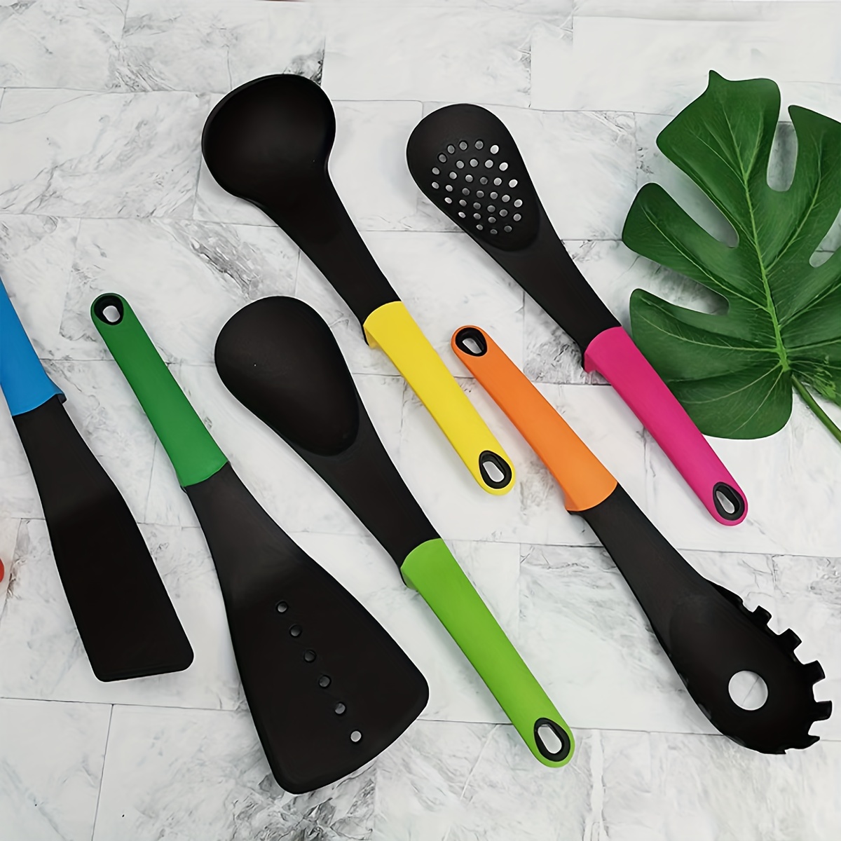 5pcs/set Cute Humanoid Silicone Baking Gadgets Kitchen Utensils Set Oil  Brush/scraper/egg Beater/spoon/measuring Spoon Aesthetic Room Decor Art