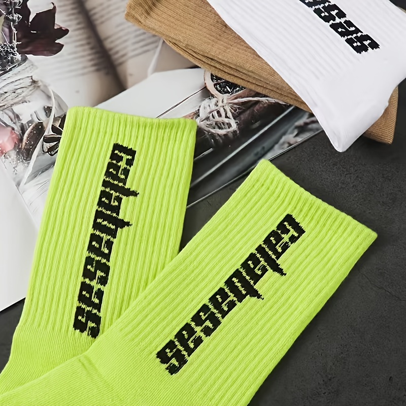 Neon green hot sale basketball socks