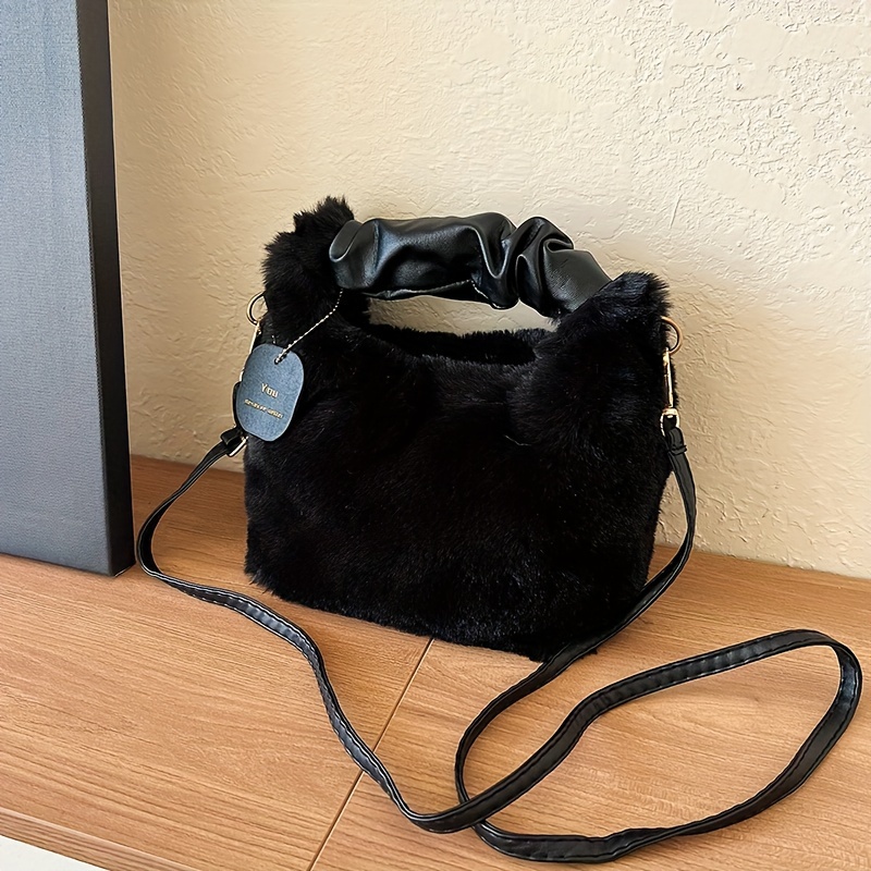 Black fur bag hotsell topshop