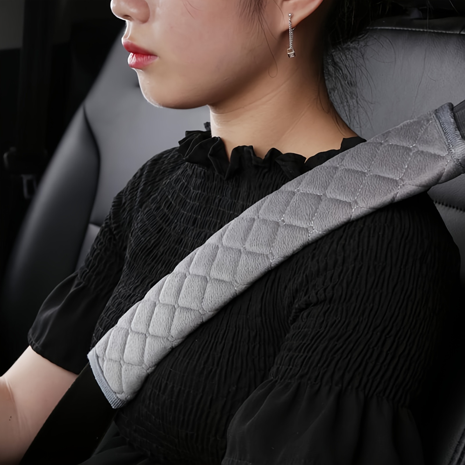 Housse de ceinture de sécurité souple de voiture Housses de ceinture de sécurité  Housses de ceintures de sécurité Protection des épaules avec accessoires  intérieurs automobiles en peluche chaude