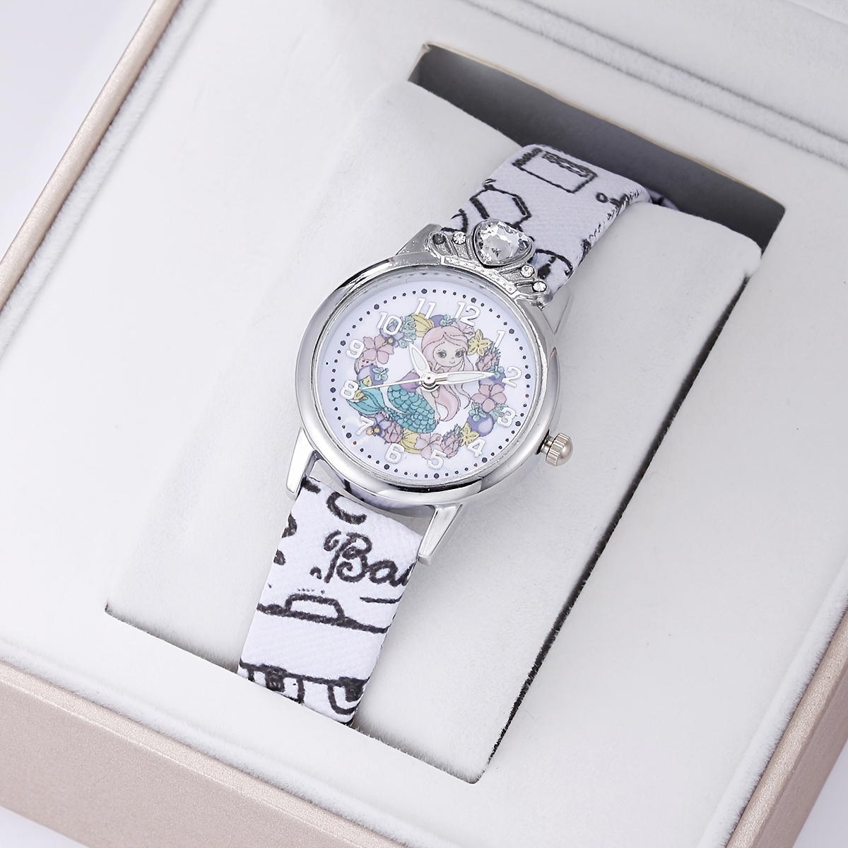 Disney 'Alice in Wonderland' Quartz Watch