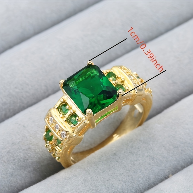 Faux Emerald Rhinestone Golden Ring, Unisex
