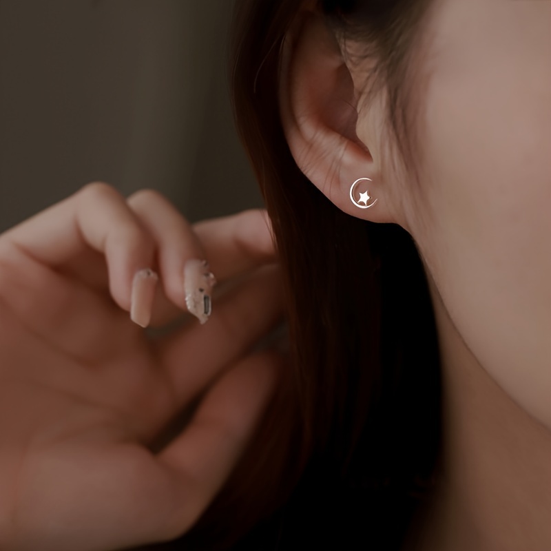 Star Moon Silvery Earrings