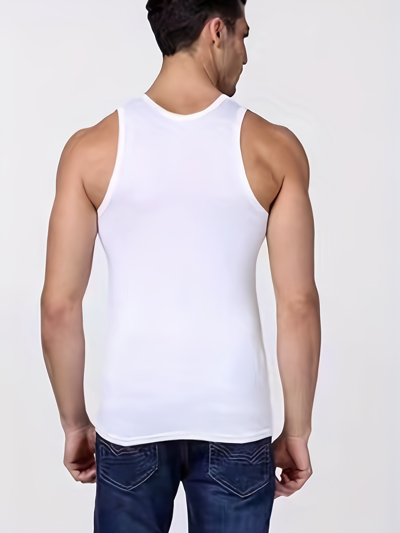 chaleco de hombre ropa interior. camiseta sin mangas blanca al frente