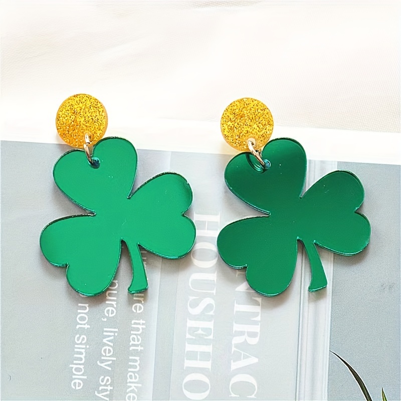 Clover Earrings St. Patrick's Day main image 0