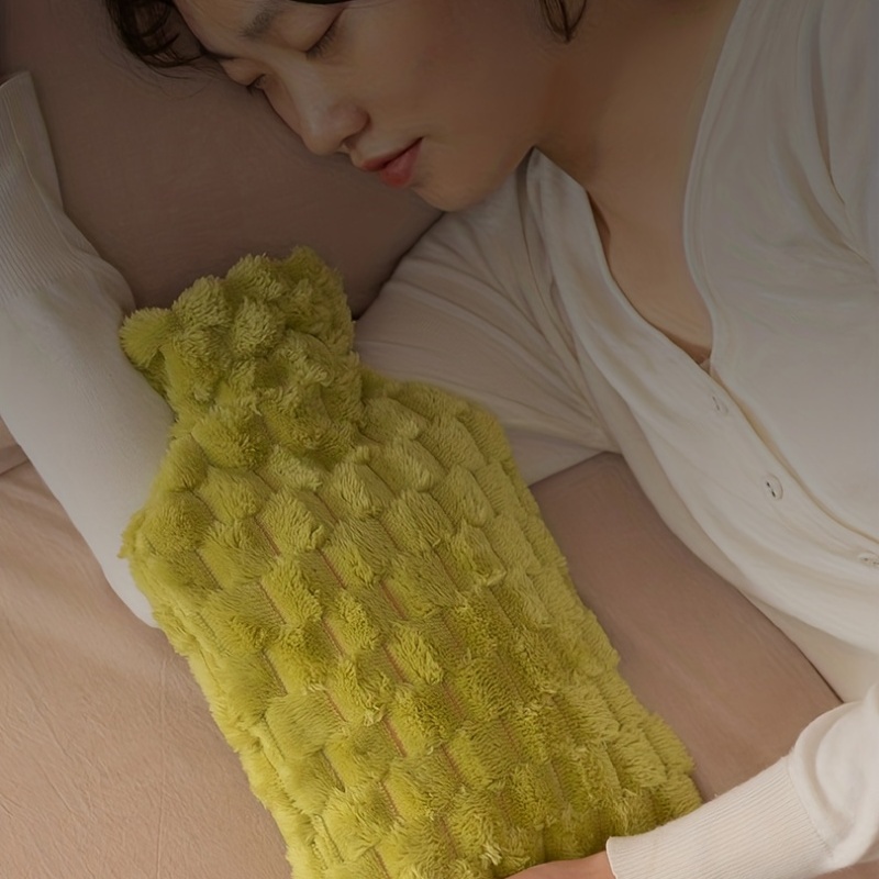Large Capacity Hot Water Bag with Lid Plush Winter Hot Water Bag
