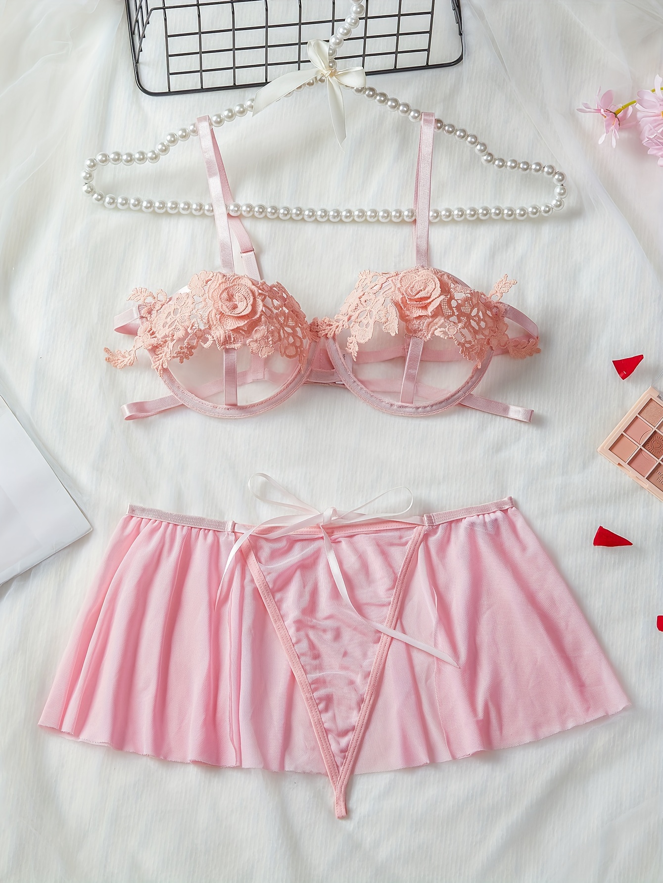 New Look lingerie set in hot pink