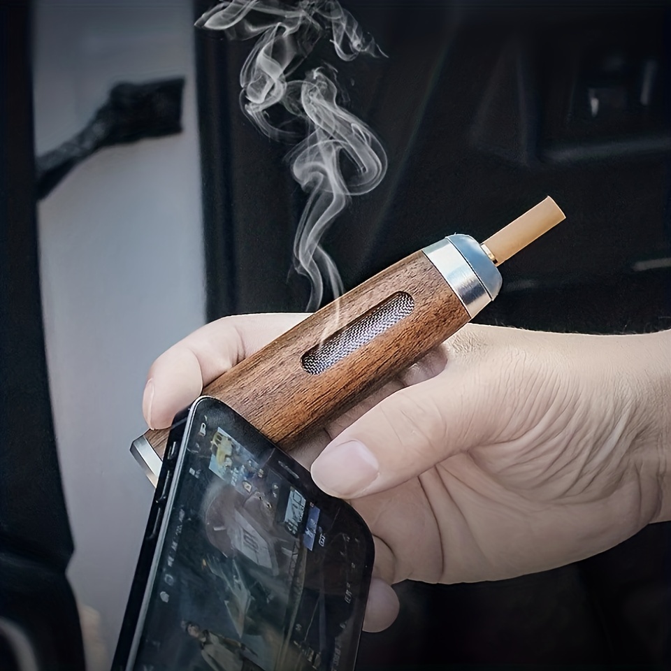  Fochutech Cigarrillo de viaje Cenicero Coche Auto Portavasos  Cilindro portátil sin humo con tapa de luz LED liso (negro) : Automotriz