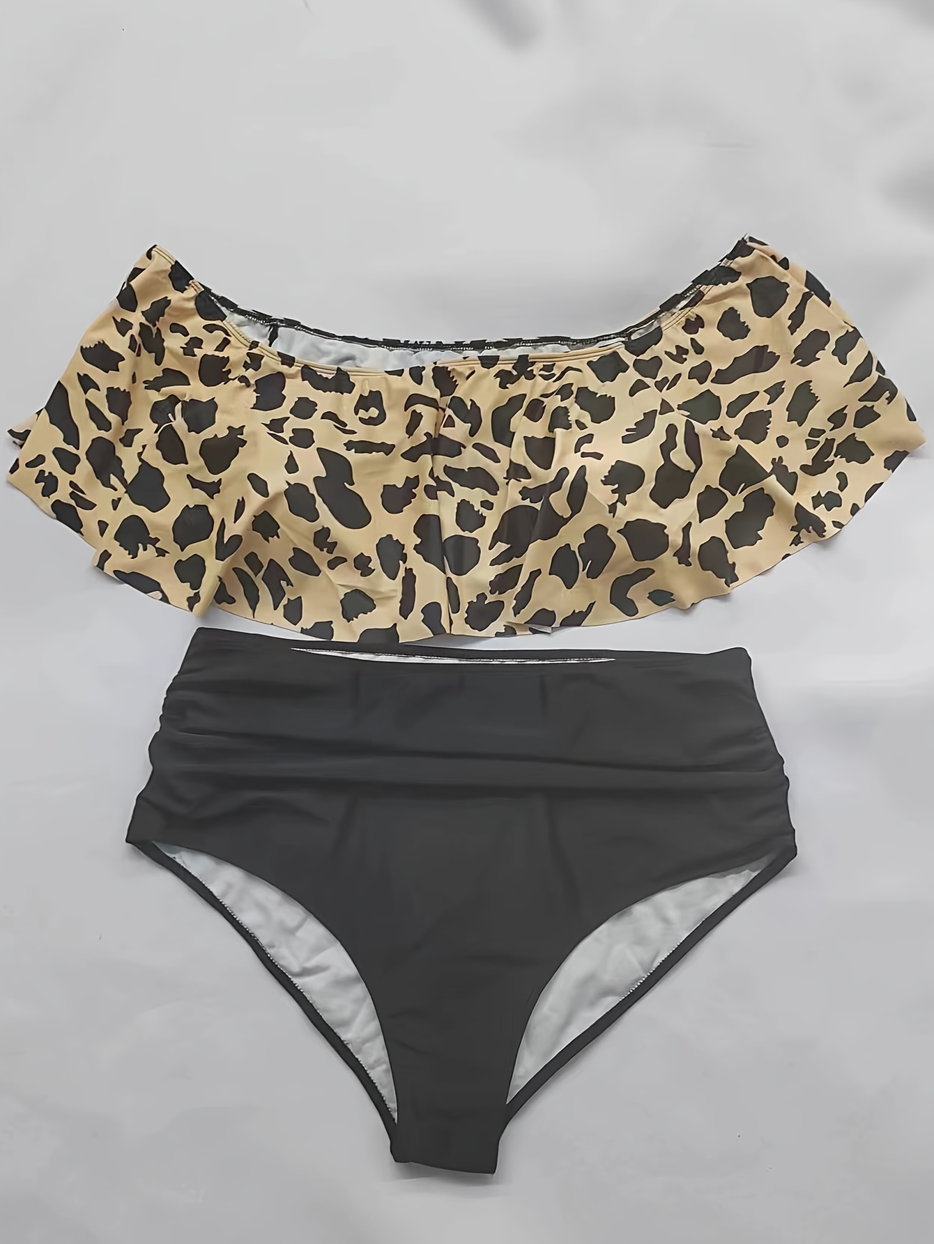 Plus Size Vacay Tankini Set, Women's Plus Solid V Neck Tank Top & Leopard  Shorts Tankini Two Piece Set