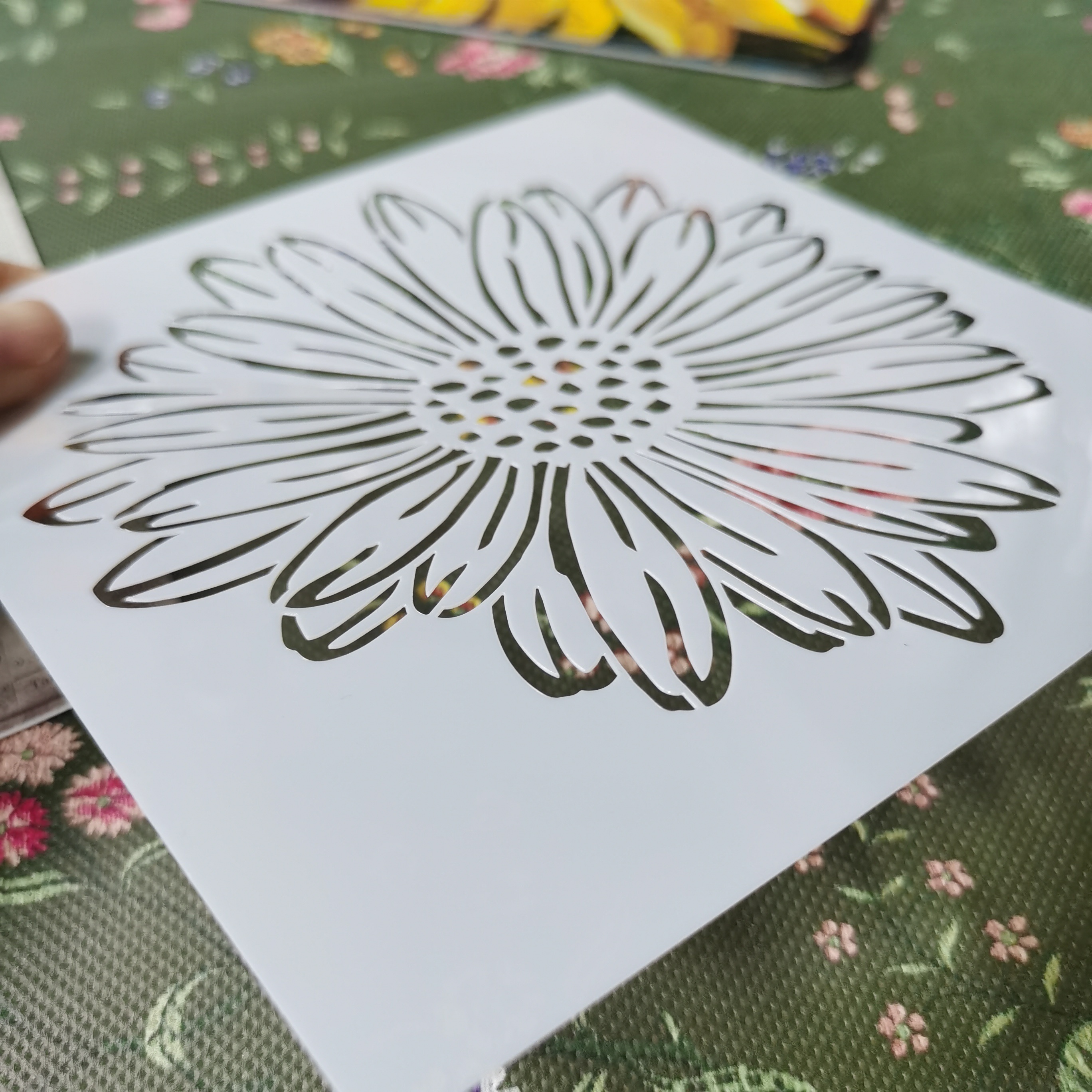 Scrapbook Stencils Flower Mandala Style Wall Painting Album Card Paper  Template