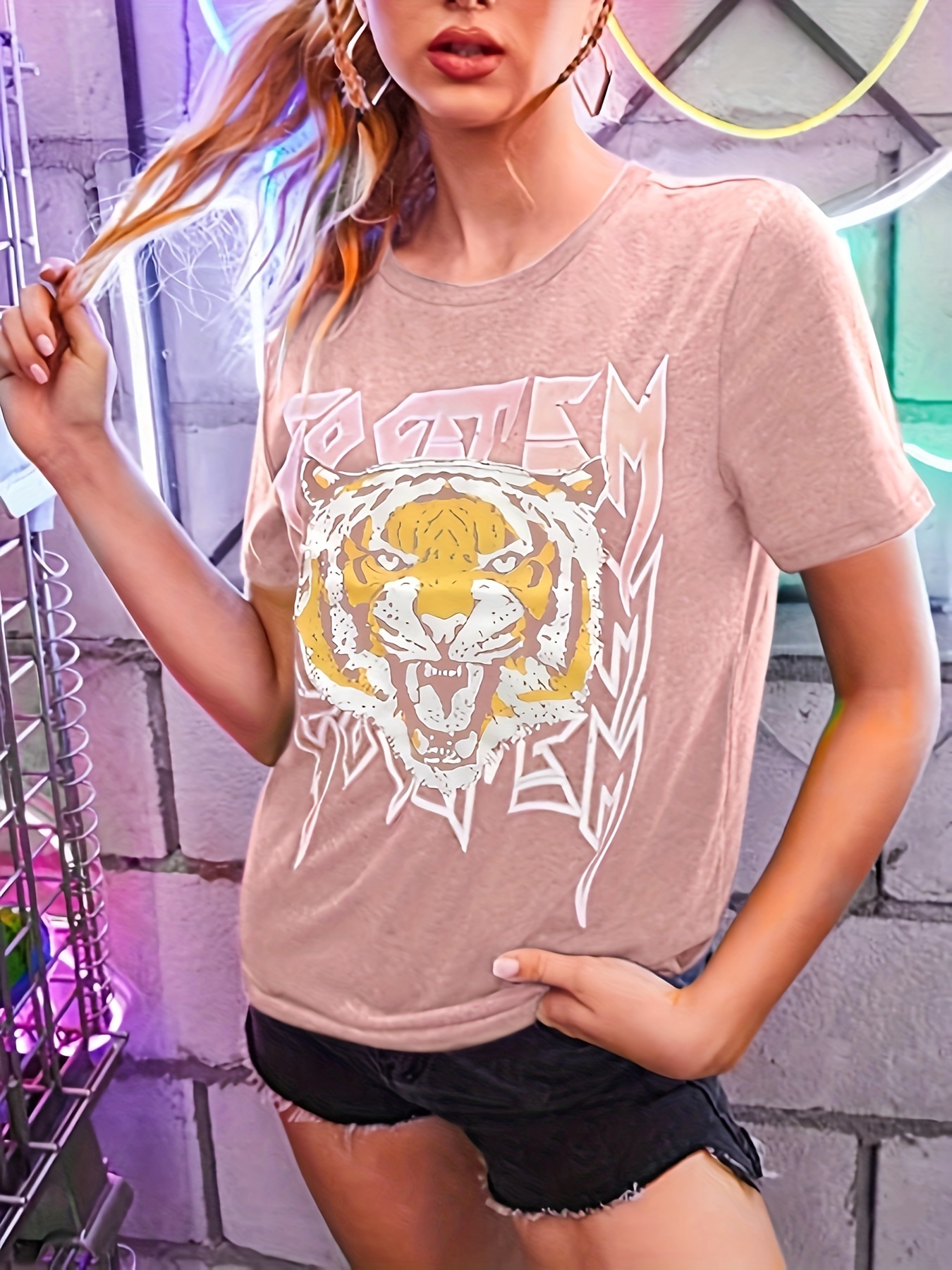 Tiger Print Crew Neck T-Shirt, Casual Short Sleeve Top For Spring & Summer,  Women's Clothing