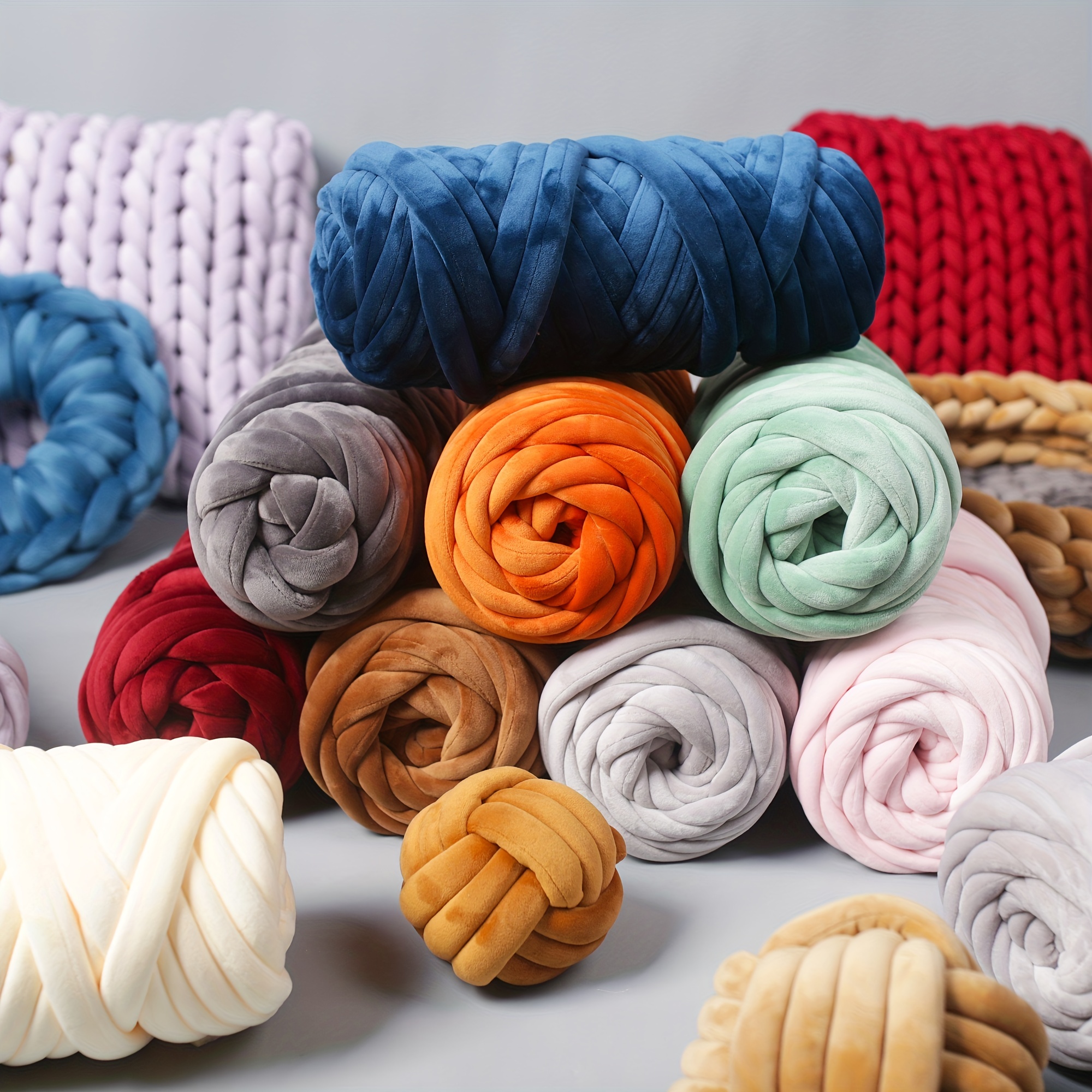 Velvet Chunky Yarn Bulky Giant Arm Knitting Yarn, Super Soft Jumbo Tube Weight Yarn, Fluffy DIY Crochet Hand Making Washable Yarn for Blanket, Pet