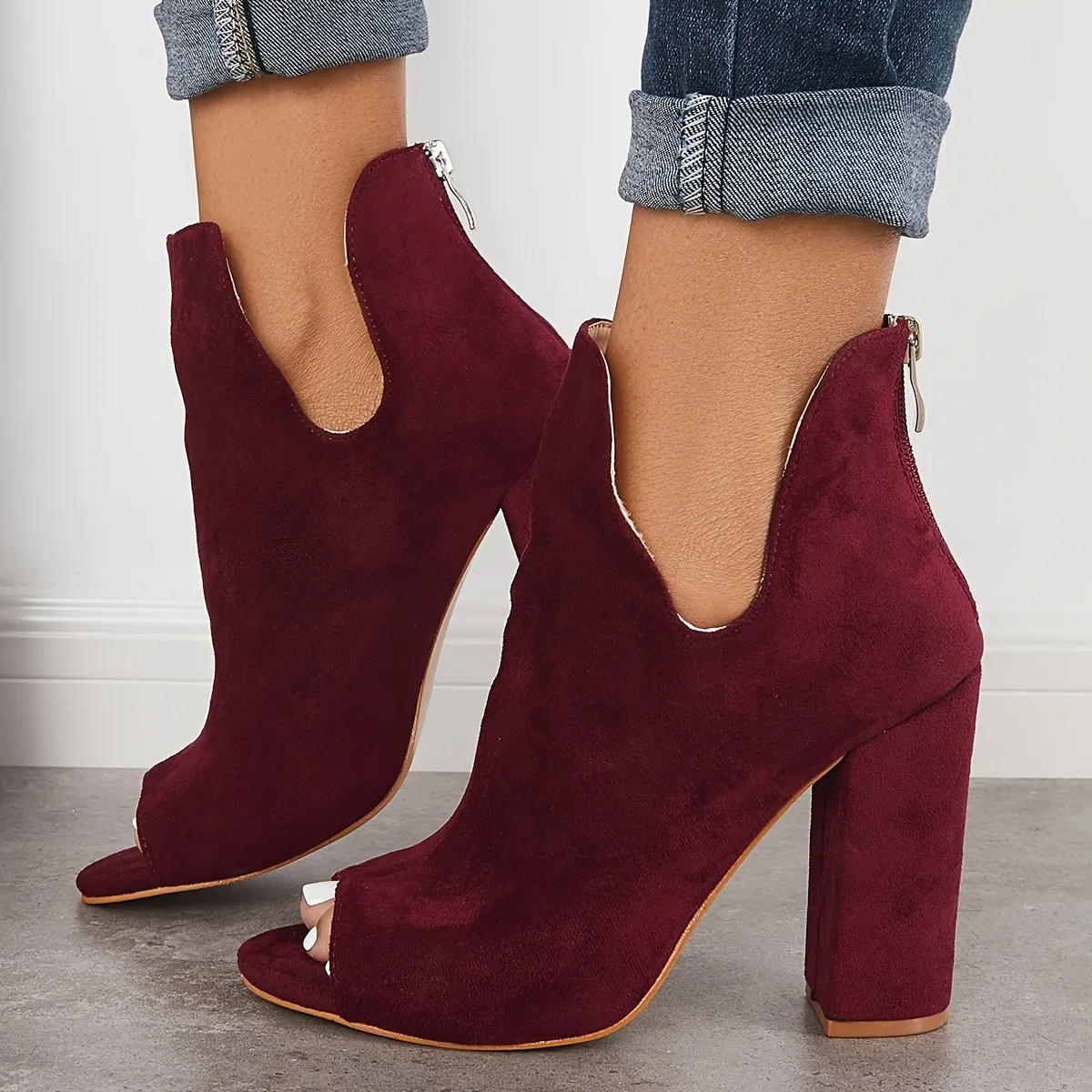 Women's Peep Toe Chunky Heeled Ankle Boots, Cut-out Back Zipper