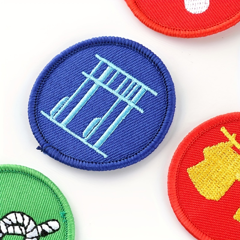 15 Pcs Round boy Scout Badge Sew on or Iron on Embroidery Patches for  Clothing Hat/Embroidered Sew on Applique Cute Patch Fabric Badge Garment  DIY