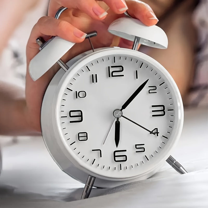 Reloj despertador analógico pequeño, reloj despertador fuerte para personas  que duermen pesadas, decoración de habitación vintage para dormitorio