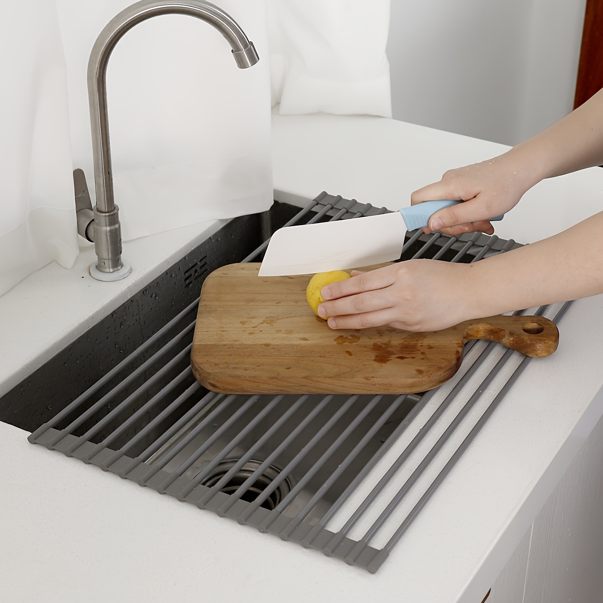 1pc silicone kitchen sink organizer multifunctional heat resistant dish draining mat roll up vegetable washing pad storage rack Product details 1