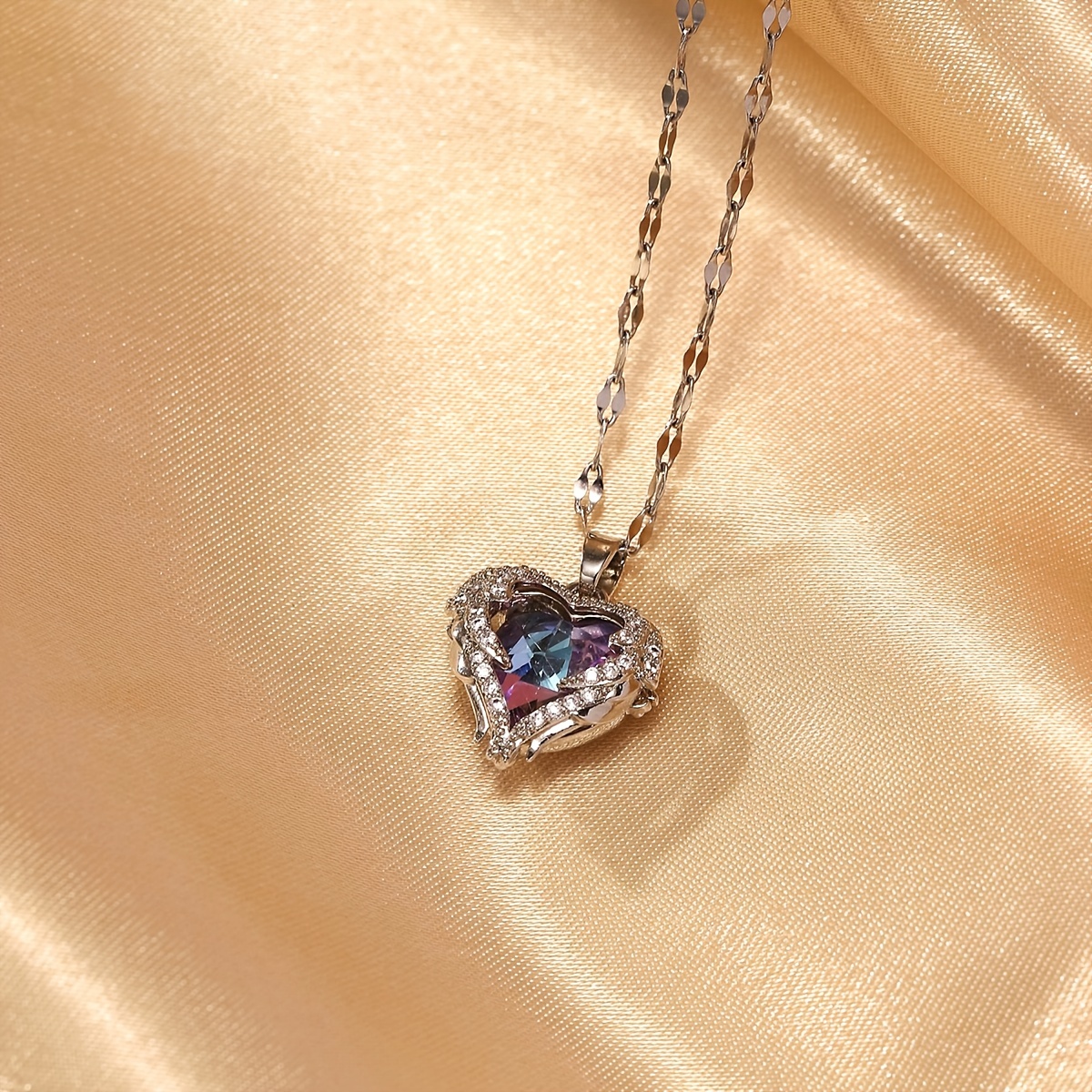 Heart Shape Inlaid Zircon Women Fashion Pendant Necklace - Temu