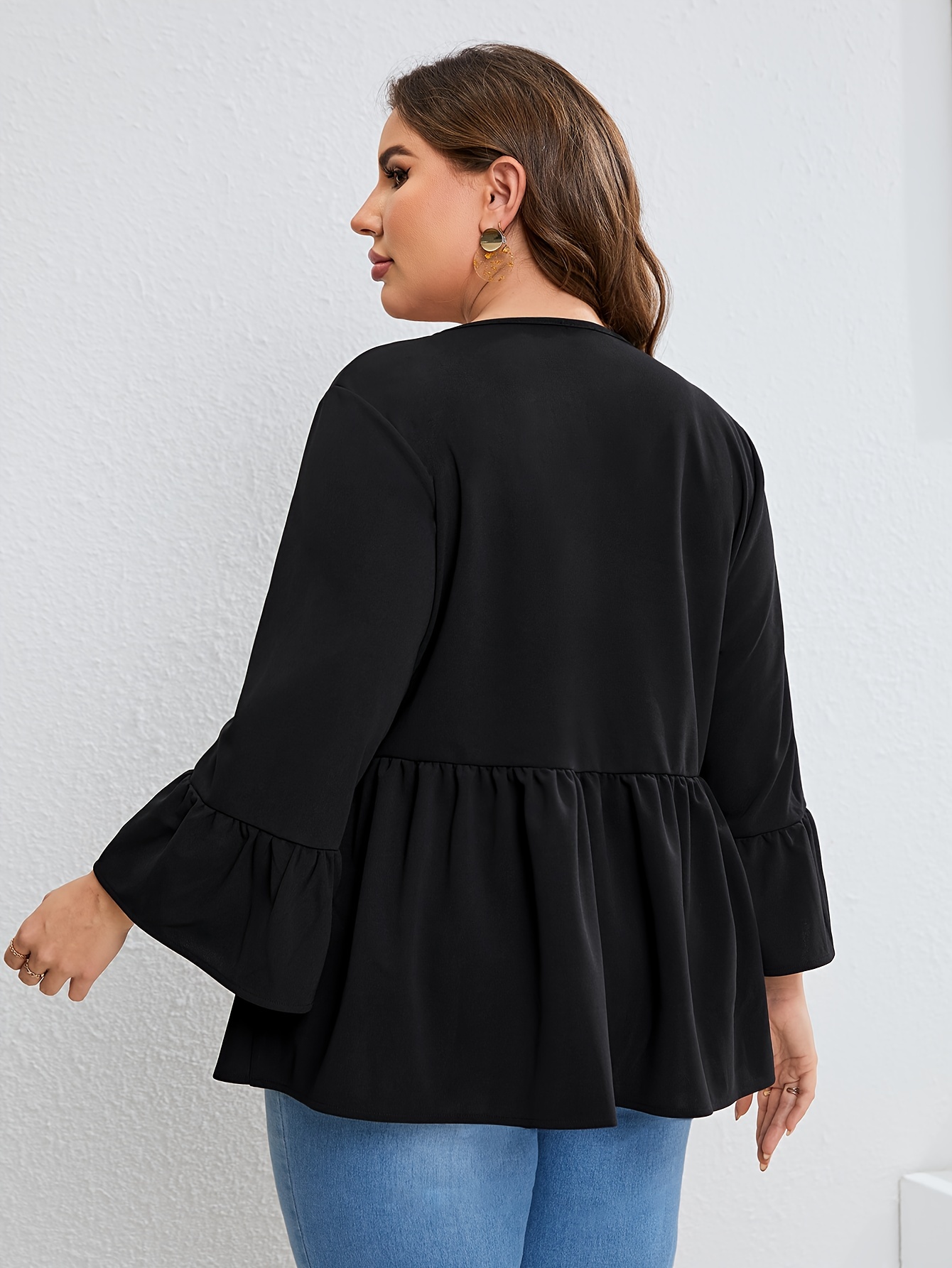 Ruffled Bell Sleeve Cardigan (Plus)