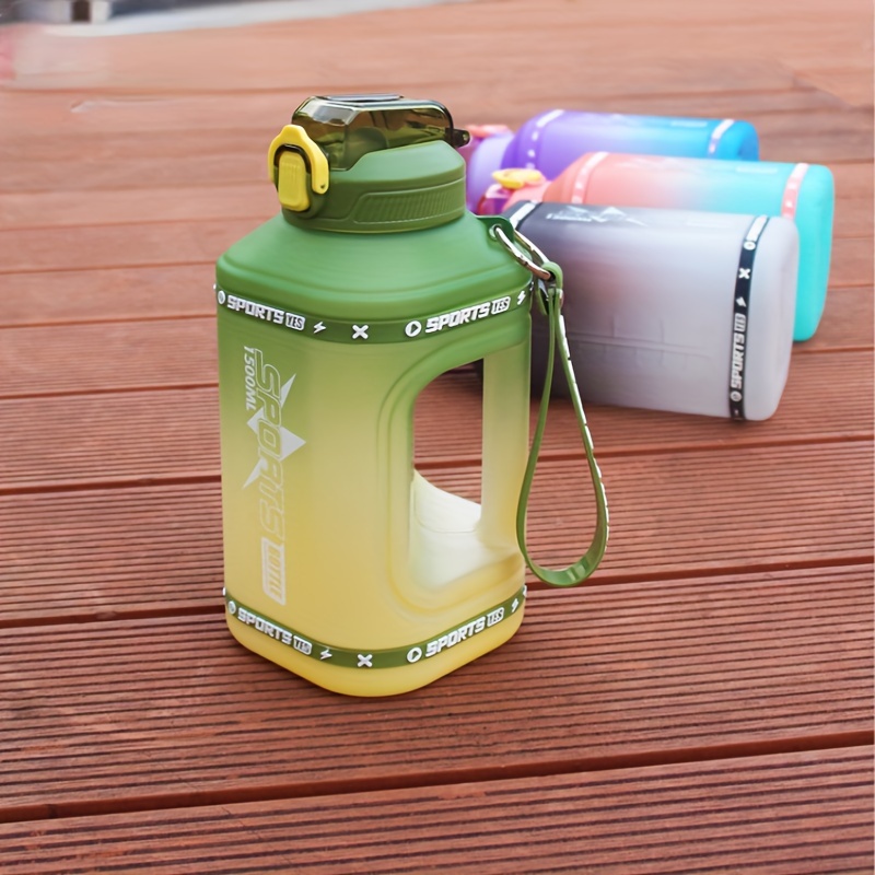 Large outdoor sports fitness water bottle bottle thickened super large  capacity water cup for men and women with straw scale plastic cup