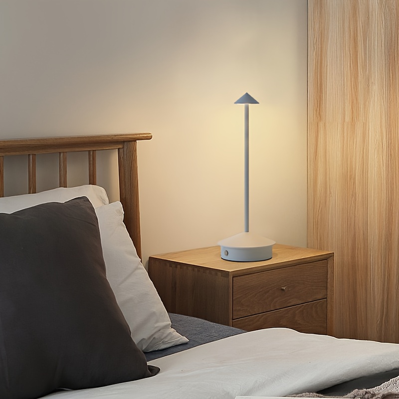 Lampe de table sans fil LED, avec batterie, Cristal Lampe de table LED à  intensité variable, Lampe de chevet pour salon, chambre à coucher, 3  couleurs de lumièr : : Luminaires et
