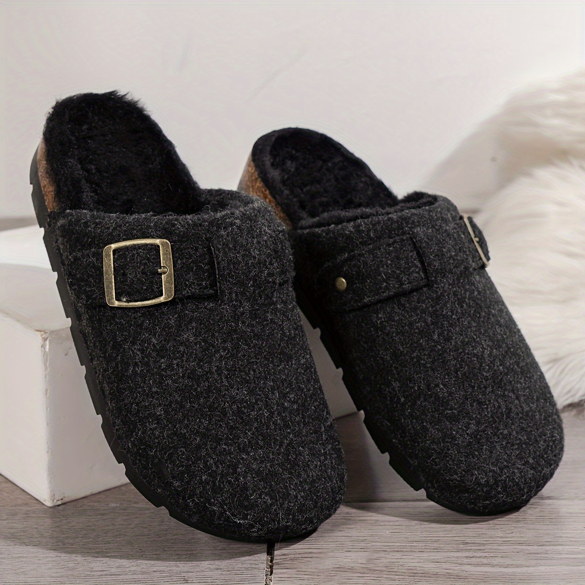 Solid Color Fluffy Slippers Slip Thermal Lined Platform Soft details 9