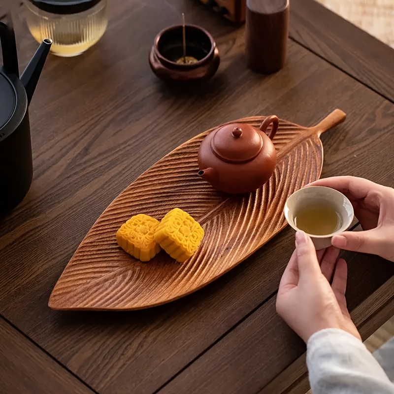 

1pc Acacia Wood Tray, Leaf Shaped Storage Fruit Tray, Solid Wood Handmade Serving Dessert Organizer Plate, Wooden Table Decor, Kitchen Supplies