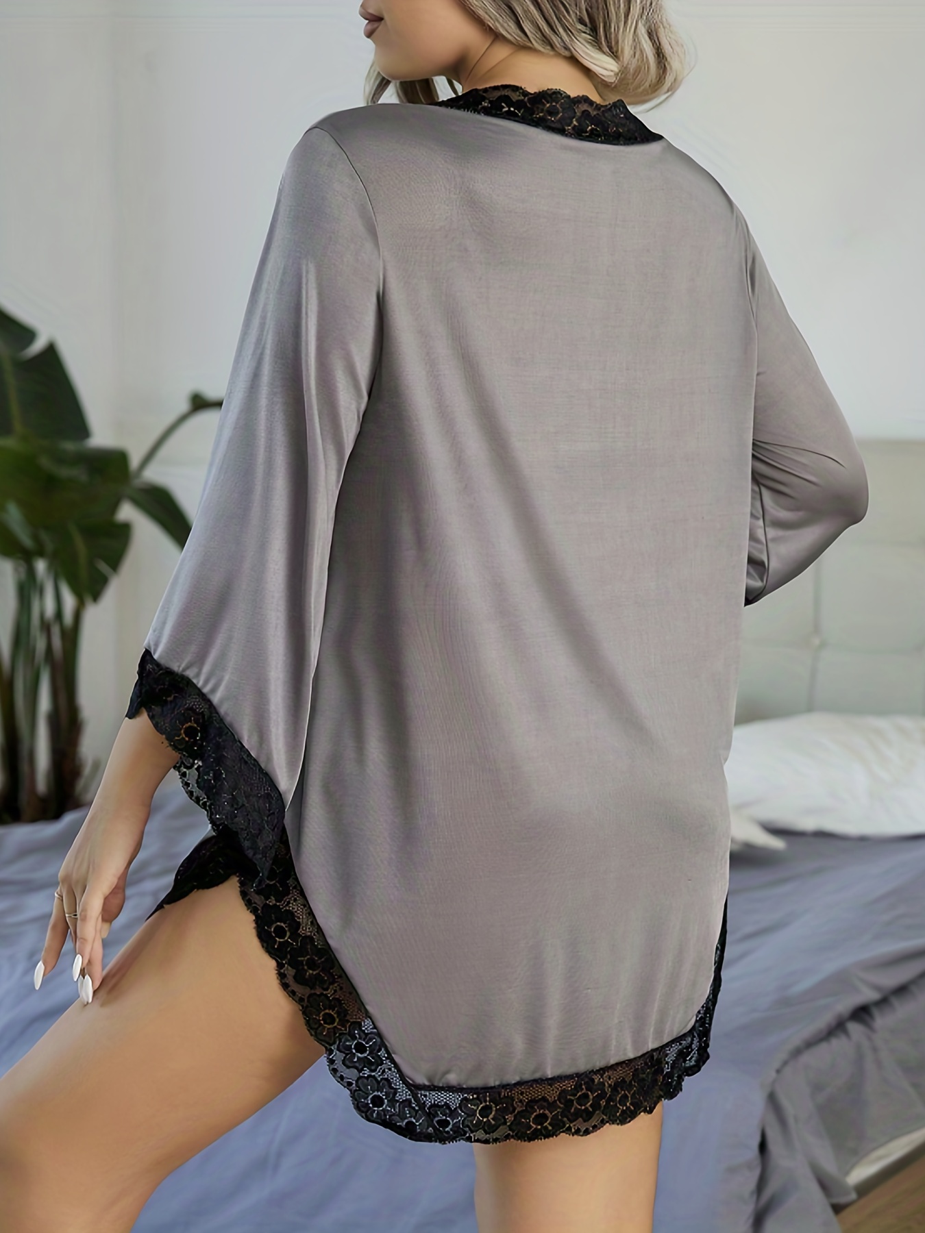 Contrast Lace Trim Sheer Sleeve 2 In 1 Sweatshirt