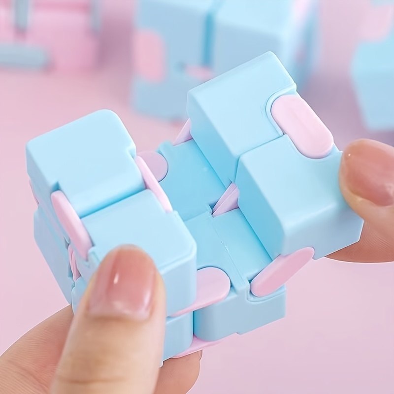 Cube infini Cube du bout des doigts