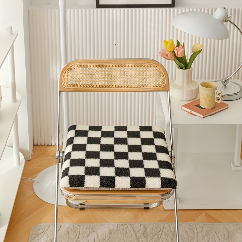 Yimuwn Cozy Checkerboard Polar Fleece Chair Cushion 16x16" - Warm, Soft, And Durable With Removable Washable Cover, Perfect For Winter In Modern , Cozy Seat