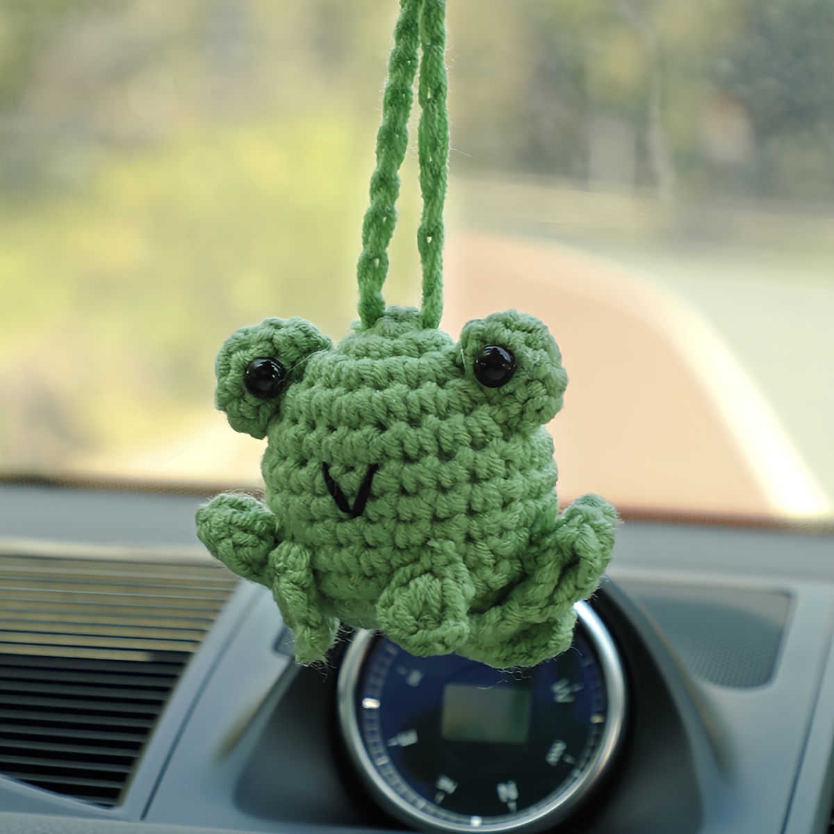 1pc Handmade Crochet Car Ornament, Cute Frog Knitted Rear View Mirror  Accessories, Christmas Tree Decor, Woven Rearview Hanging Charm, Gift For  Women