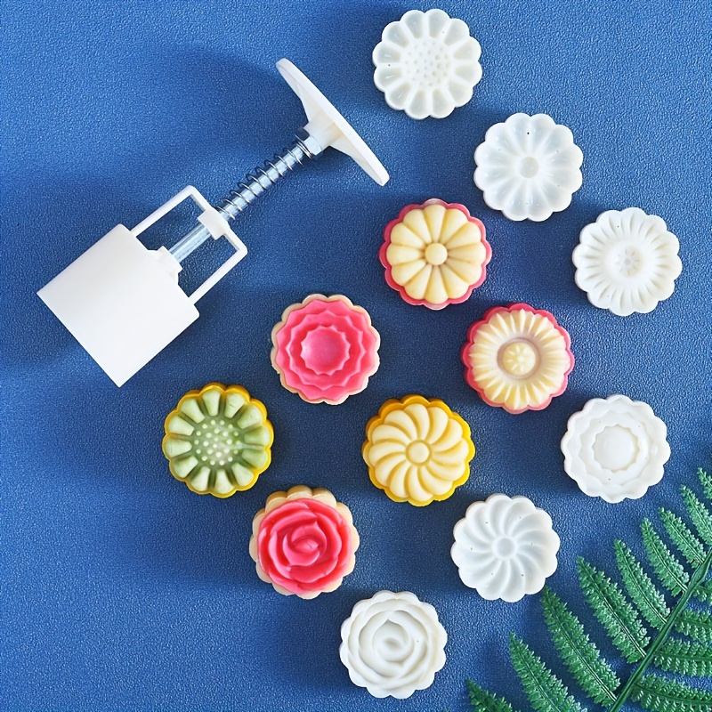 

Diy Snowy Moon Cake Mold Circular 6 Pieces Of Hand-pressing Type