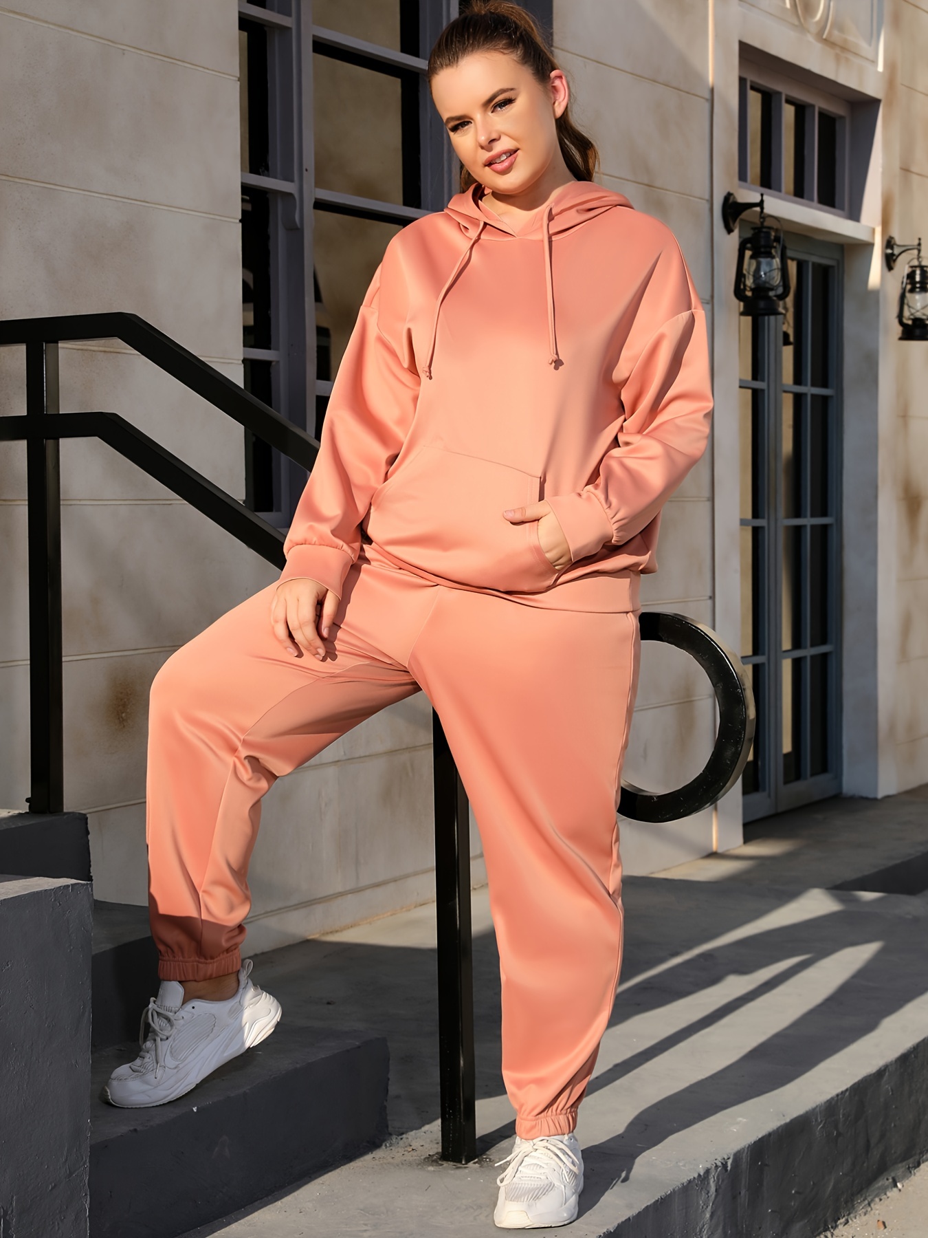 Dropship Plus Size Hoodie Drawstring Sweatshirt & Sweatpants Set; Women's  Plus Solid Medium Stretch Casual 2pcs Set Outfits to Sell Online at a Lower  Price