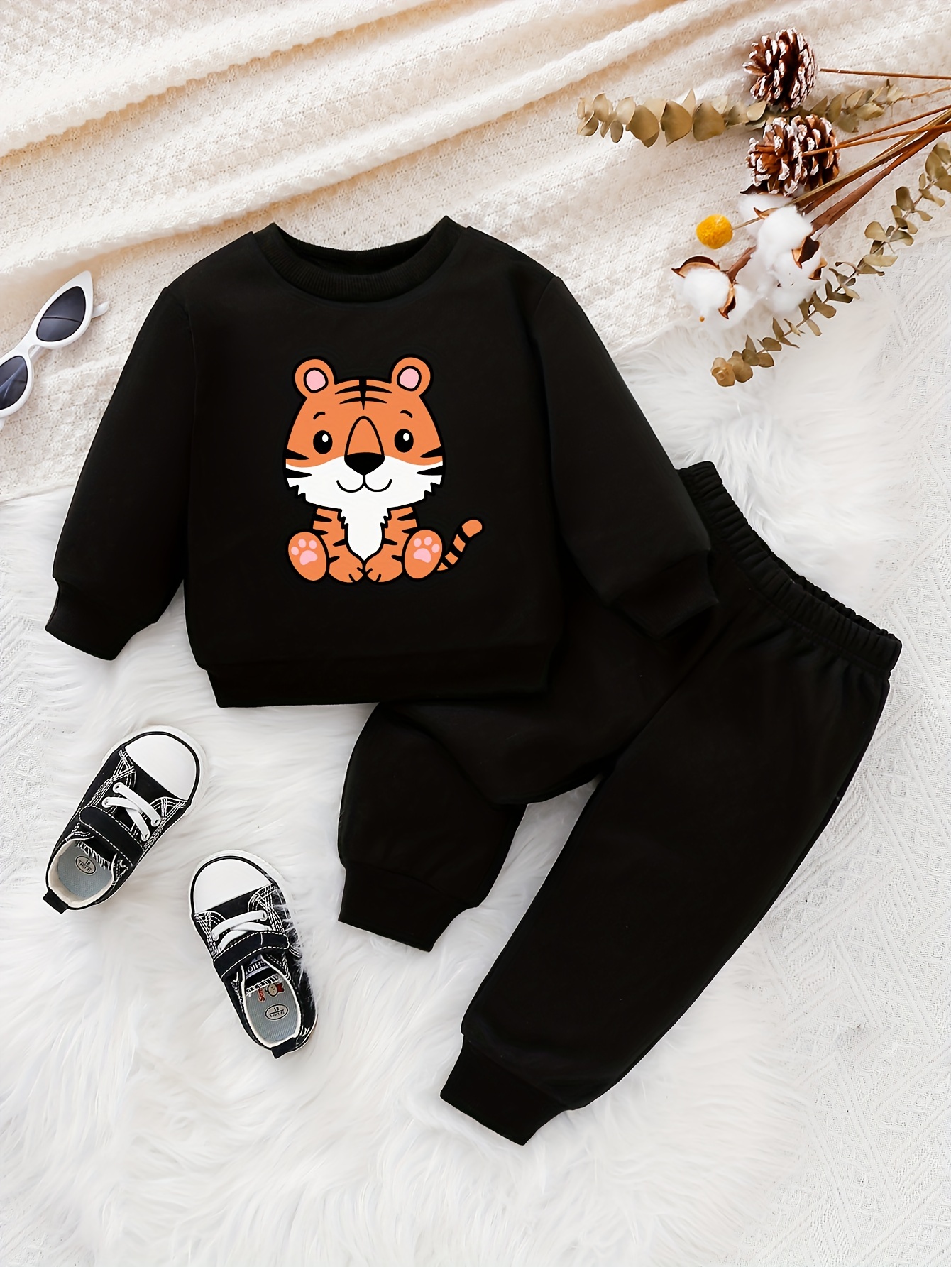 2pcs Baby Boy Cartoon Elephant and Letter Print Long-sleeve T-shirt with Trousers Set