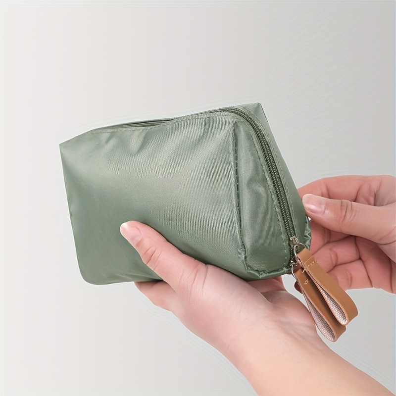 Minimalist Leather Pencil Case Cosmetic Bag Small Make up Bag 