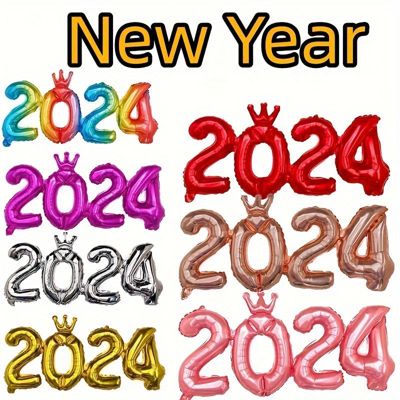 Ballons De Nouvel An En Feuille D'or 2024. Chiffre Du Nouvel An