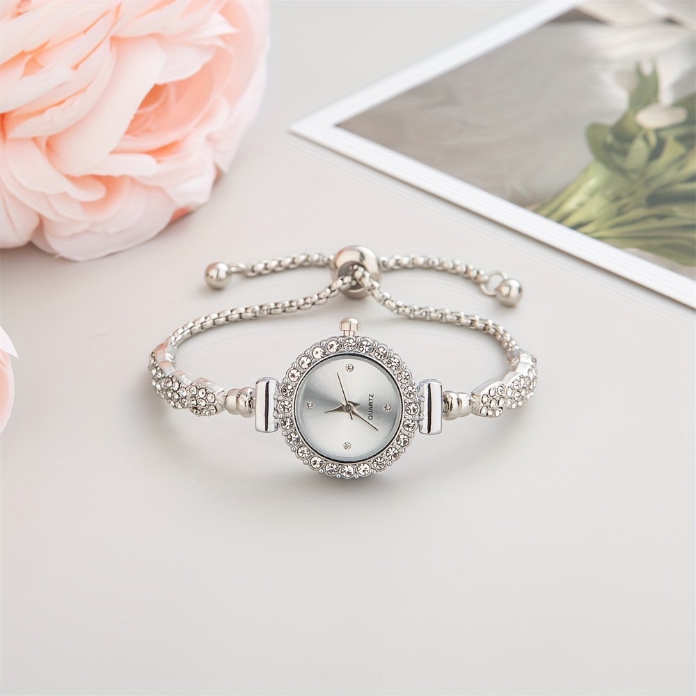 

Women's Watch Elegant Round Pointer Quartz Bracelet Watch Sparkling Rhinestone Analog Stainless Steel Wrist Watch