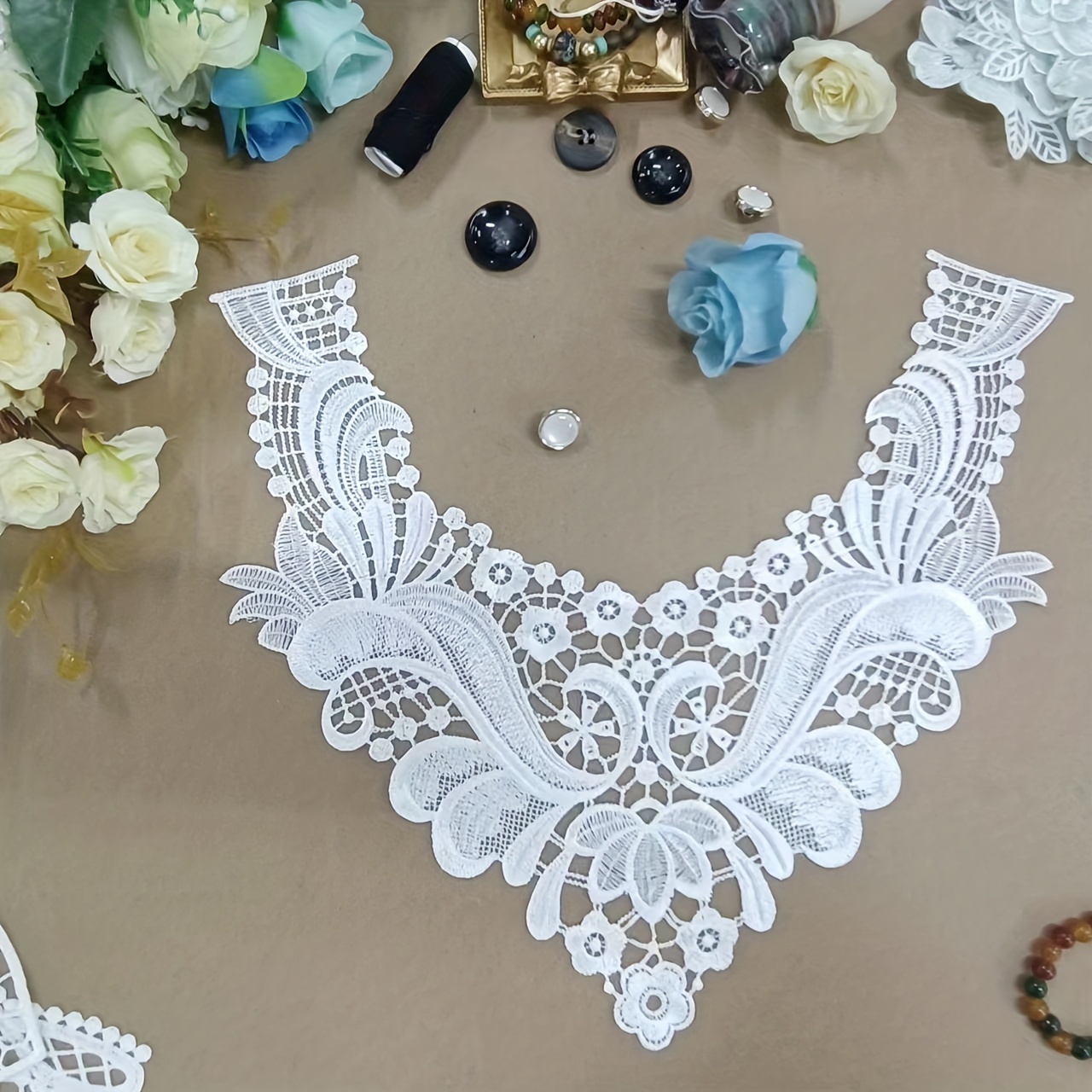 

1/4/6pcs Decorative Collar Piece Lace Embroidery Embroidery Polyester Silk Hollow Accessories Corsage Collar Fake Collar Diy Lace Clothing Accessories
