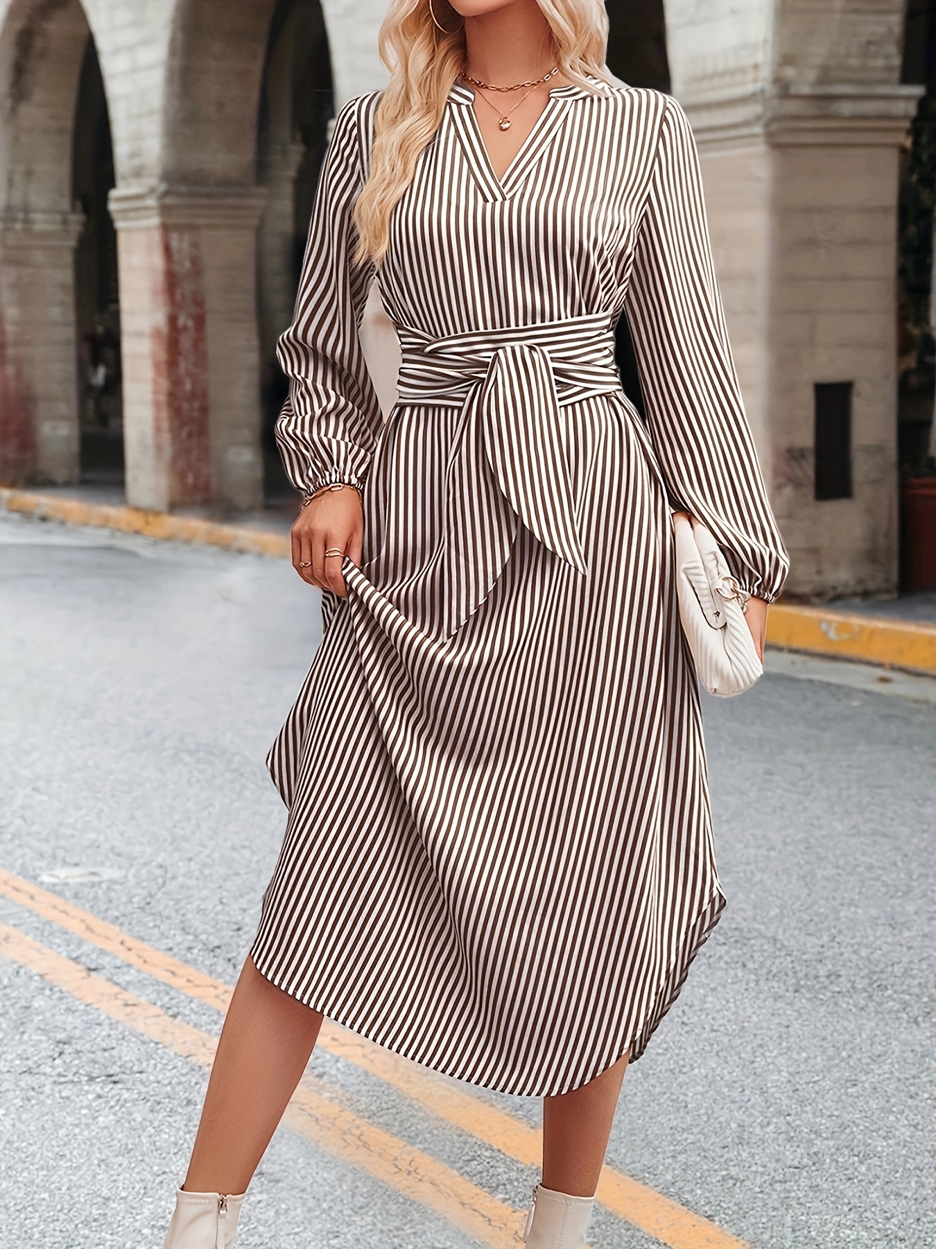 Curved hem midi clearance dress