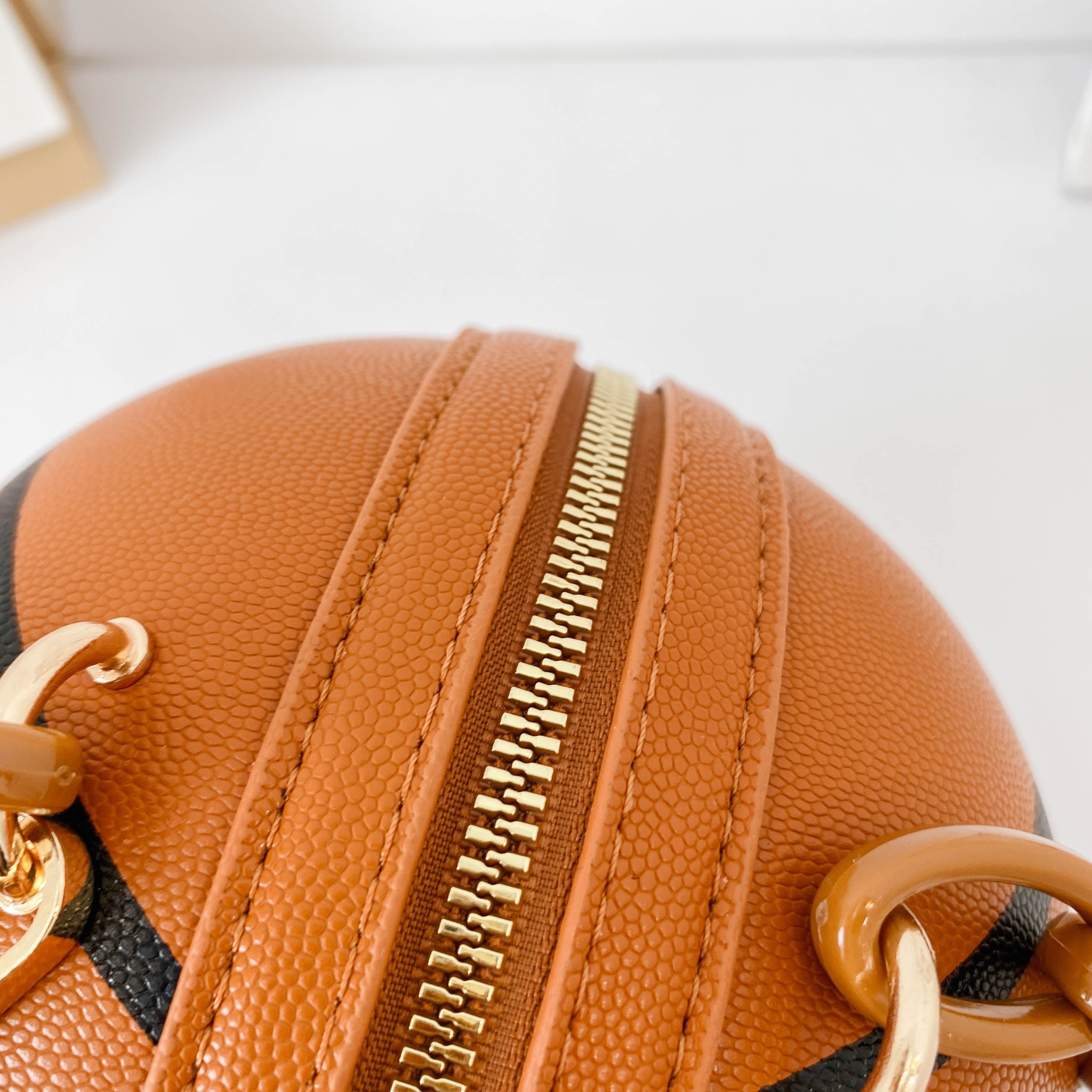Basketball Shape Crossbody Mini Bag, Metal Chain Letter Print Shoulder Bag,  Pu Leather Versatile Round Bag - Temu