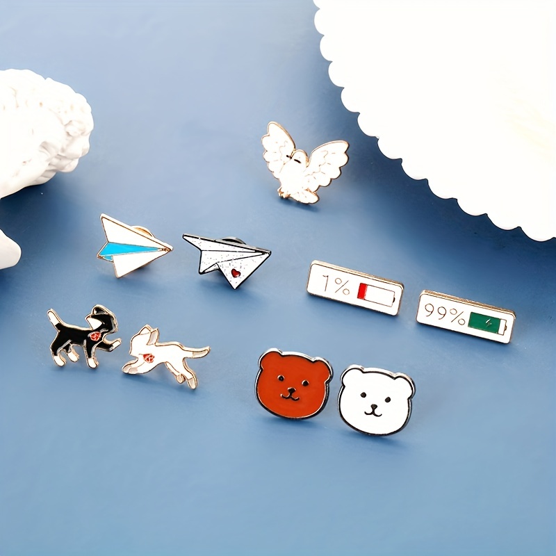 * Flashing Airplane Metal Brooch Creative Aircraft Badge Pin Clothing  Accessories Gift For Girls