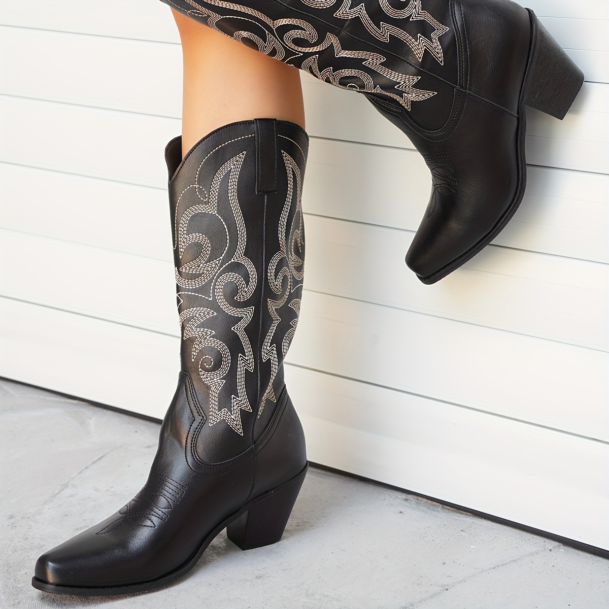 Womens Chunky Heeled Cowboy Boots、刺繍ポイントトゥvカットミッド